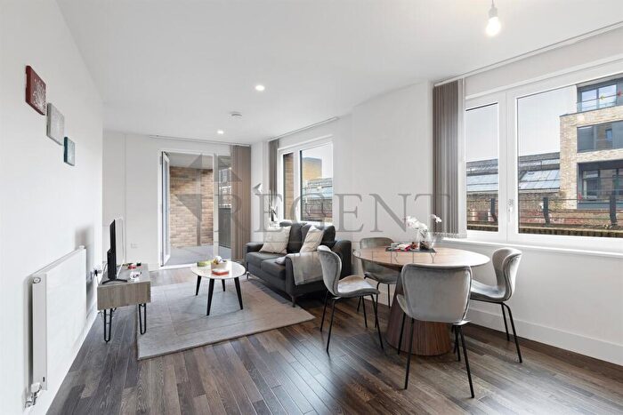 1 Bedroom Apartment For Sale In Fusion Apartments, Deptford Foundry, SE14