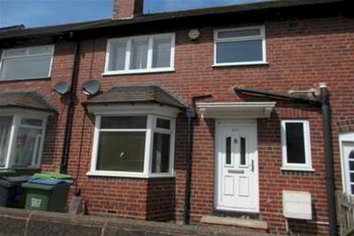 3 Bedroom House To Rent In Titford Road, B69
