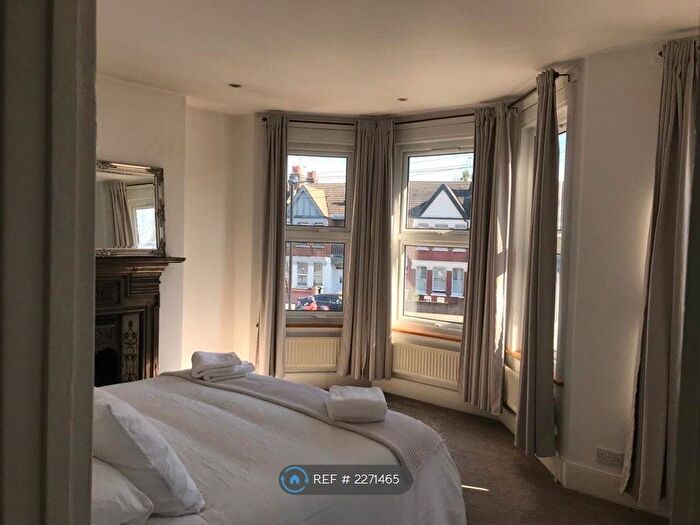 4 Bedroom Terraced House To Rent In Willingdon Road, London, N22