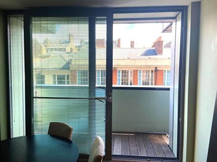 2 Bedroom Apartment To Rent In Kentish Town, London, NW5