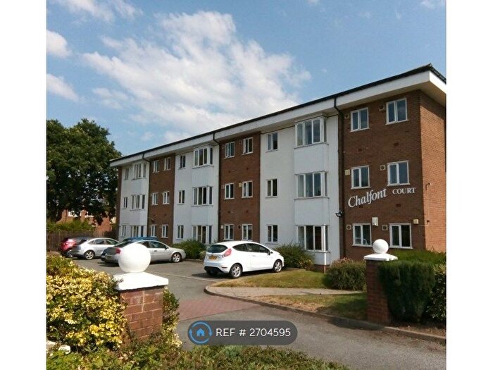 2 Bedroom Flat To Rent In Hayfields, Knutsford, WA16