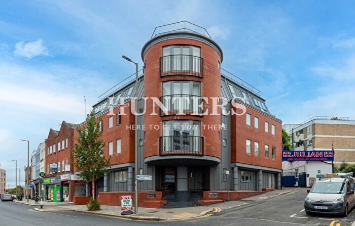 1 Bedroom Apartment To Rent In Ostro House, Finchley Road, London, NW2