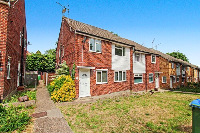 2 Bedroom Maisonette For Sale In Briary Court, Sidcup, DA14