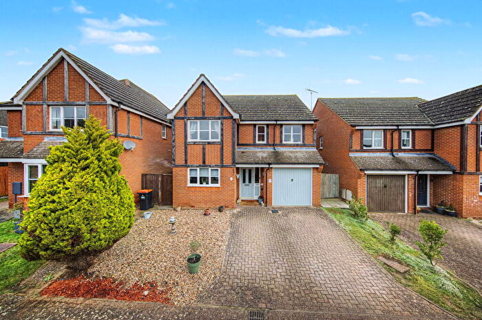 4 Bedroom Detached House For Sale In Gunver Lane, Tattenhoe, MK4