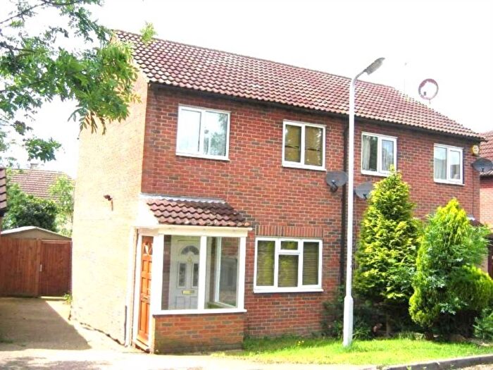 3 Bedroom Semi-Detached House To Rent In Webber Close, Borehamwood, WD6