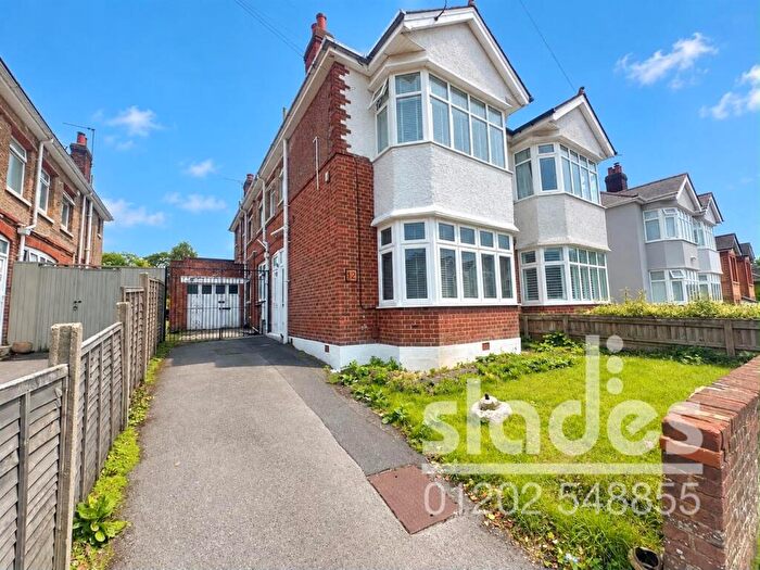 1 Bedroom Flat For Sale In Richmond Wood Road, Queens Park, Bournemouth, BH8