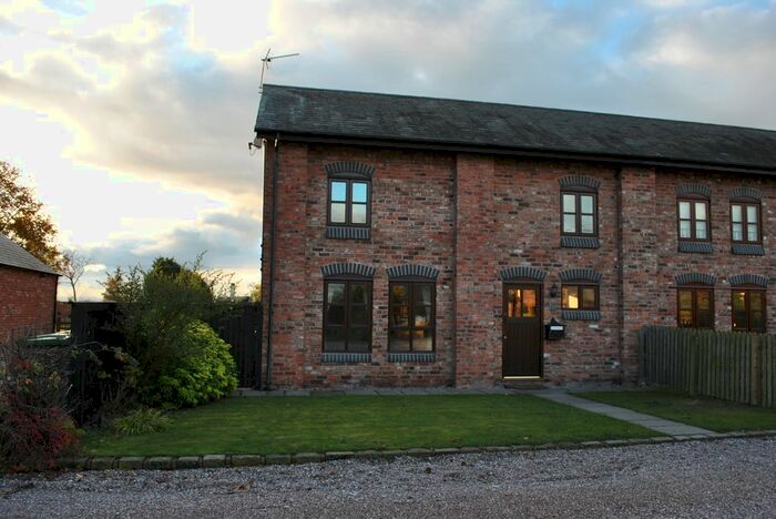 3 Bedroom Barn Conversion To Rent In Threapwood, Malpas, Cheshire SY14