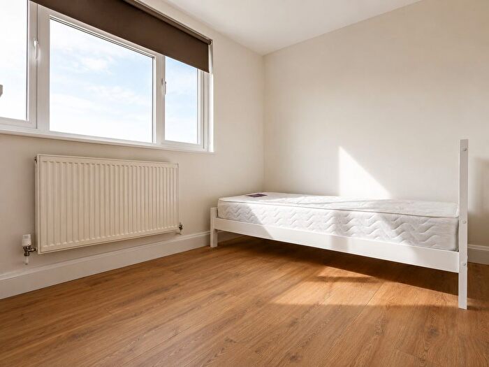 Property To Rent In Dover Road, Edmonton, N9