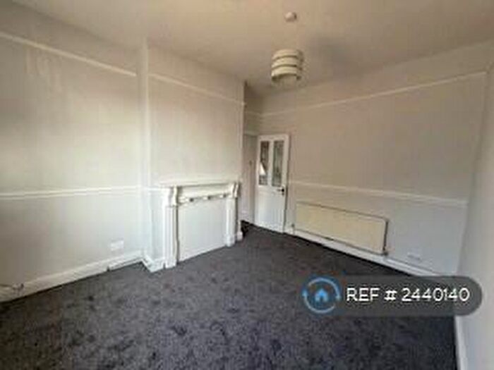 3 Bedroom Terraced House To Rent In High Park Street, Liverpool, L8