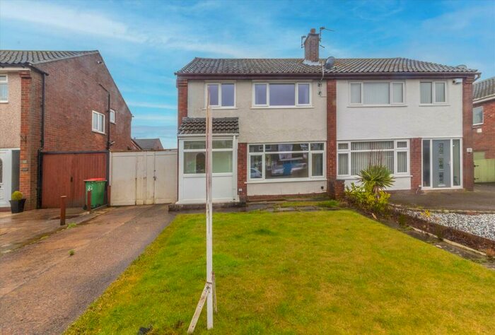 3 Bedroom House To Rent In Ingle Head, Fulwood, Preston, PR2