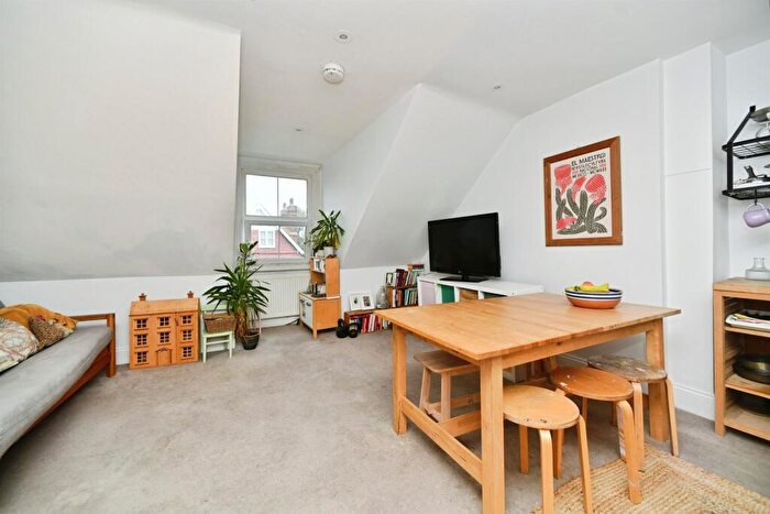 2 Bedroom Flat For Sale In Florence Road, Brighton, BN1