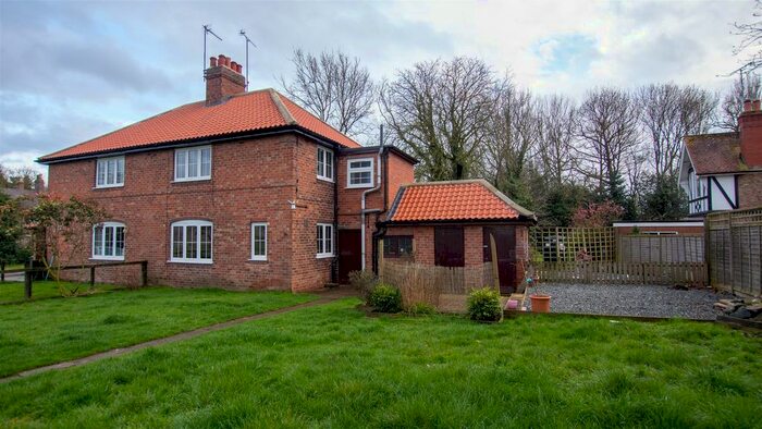 3 Bedroom Detached House To Rent In Southburn, Driffield, YO25