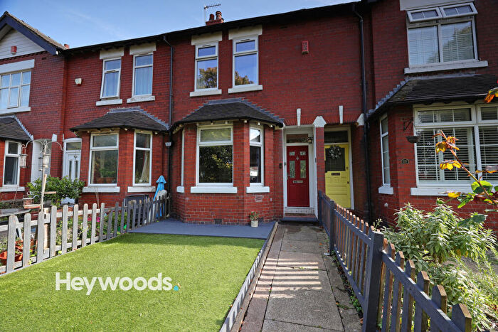 3 Bedroom Town House For Sale In Moreton Parade, Maybank, Newcastle-under-Lyme, Staffordshire, ST5