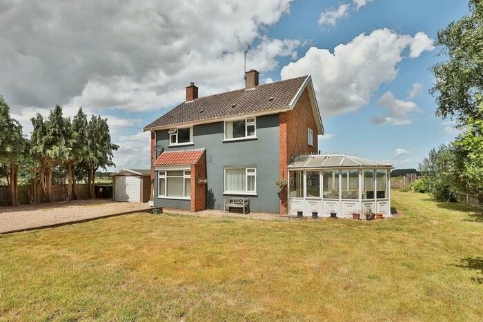 3 Bedroom Detached House For Sale In Massingham Road, West Raynham, Fakenham, NR21