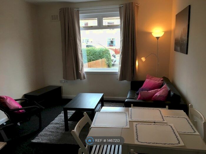 2 Bedroom Flat To Rent In Saughton Park, Edinburgh, EH12