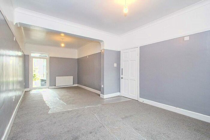 3 Bedroom Terraced House To Rent In Mcleod Road, London, SE2