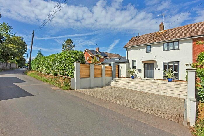 4 Bedroom Semi-Detached House For Sale In Northdown, Stockbury, Sittingbourne, Kent, ME9