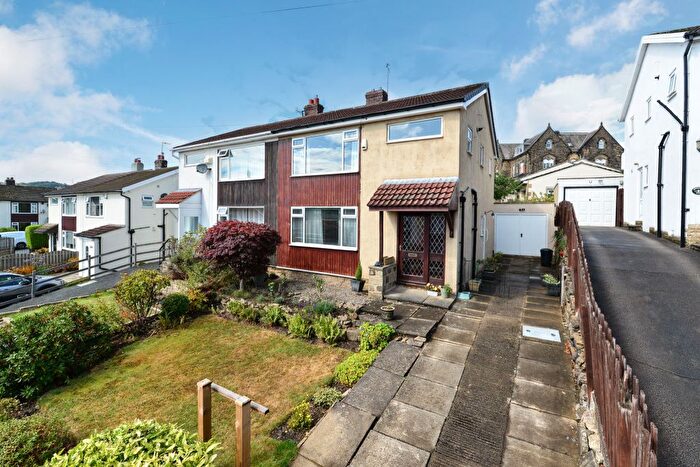 3 Bedroom Semi-Detached House For Sale In Priory Close, Bingley, West Yorkshire, BD16