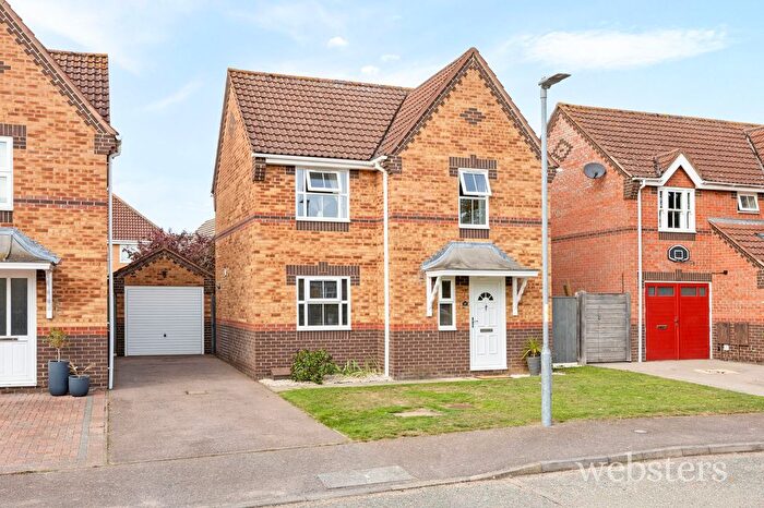 3 Bedroom Detached House For Sale In Freshwater Way, Drayton, NR8