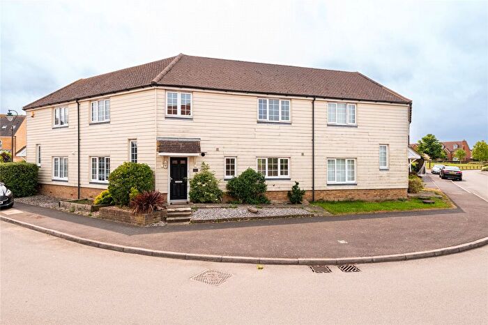 4 Bedroom Terraced House To Rent In Sanderling Way, Iwade, Sittingbourne, Kent, ME9