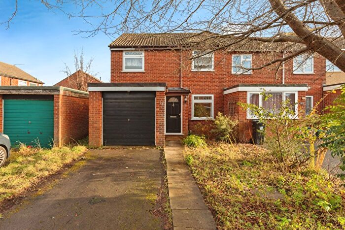 3 Bedroom End Terrace House For Sale In Chevening Close, Stoke Gifford, Bristol, BS34