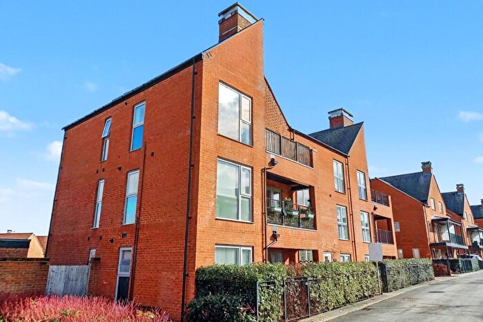 2 Bedroom Penthouse For Sale In Kings Barton, SO22