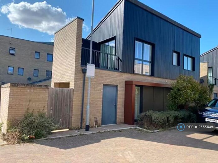 2 Bedroom Semi-Detached House To Rent In Elm Road, Trumpington, Cambridge, CB2