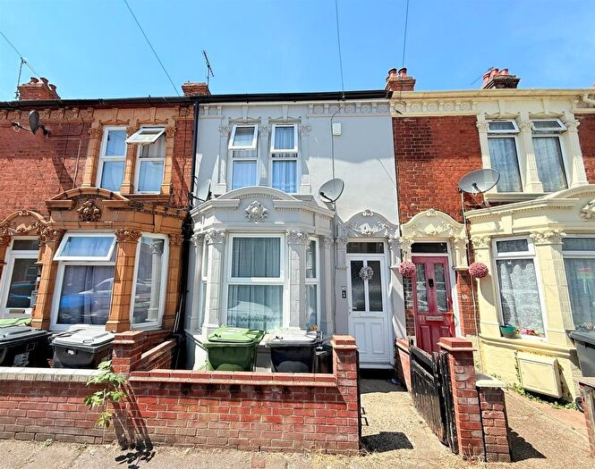 3 Bedroom Terraced House For Sale In Palgrave Road, Great Yarmouth, NR30