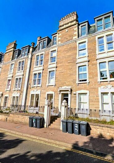 2 Bedroom Flat To Rent In Hawkhill, West End, Dundee, DD2