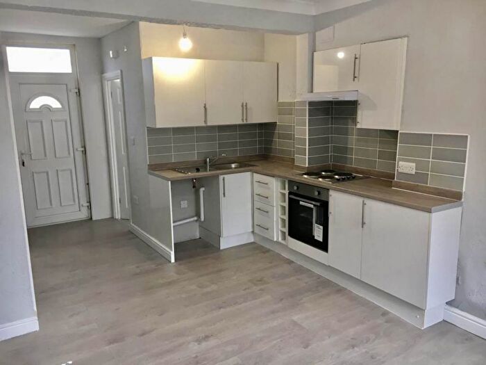 2 Bedroom Terraced House To Rent In Grafton Street, Barnsley, S70