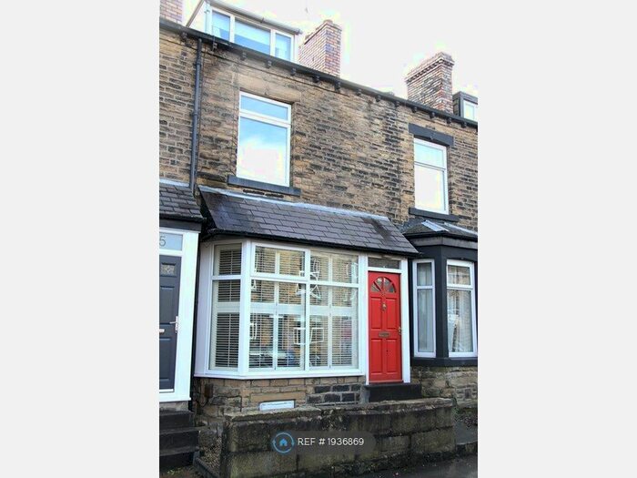 3 Bedroom Terraced House To Rent In Brunswick Road, Pudsey, LS28