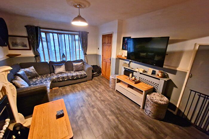 3 Bedroom Terraced House For Sale In Bothwell Grove, Hull, East Riding Of Yorkshire, HU9