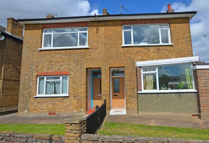 1 Bedroom Flat To Rent In Grange Road, Kingston Upon Thames, KT1