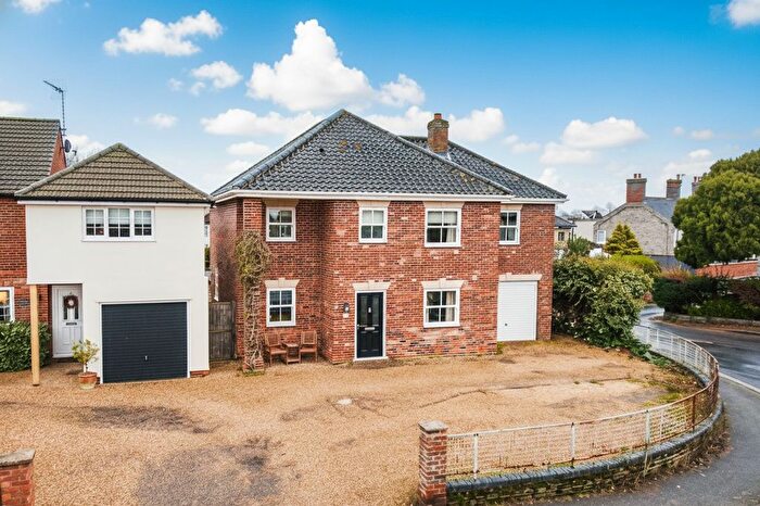 4 Bedroom Detached House For Sale In Upper Olland Street, Bungay, NR35