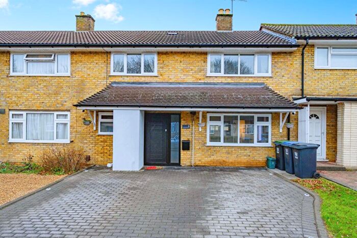 3 Bedroom Terraced House For Sale In Larchwood Road, Hemel Hempstead, HP2
