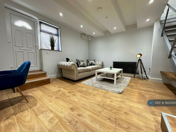 1 Bedroom Flat To Rent In Guildford Street, Luton, LU1