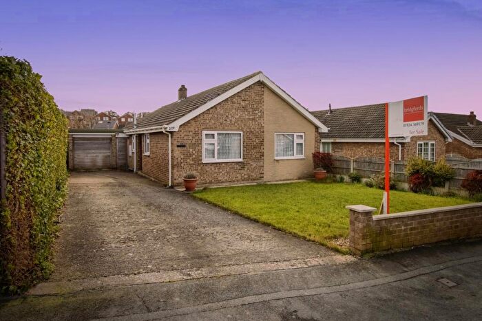 4 Bedroom Bungalow For Sale In Gibson Lane, Kippax, Leeds, West Yorkshire, LS25