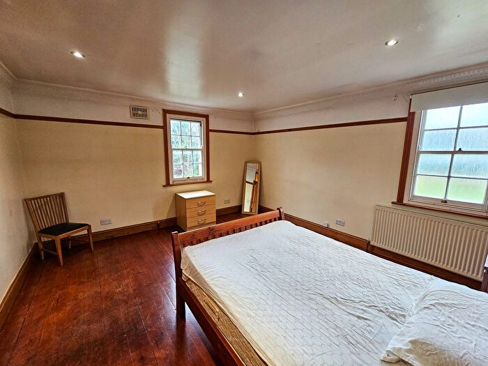 1 Bedroom Flat To Rent In Clova Road, London, E7