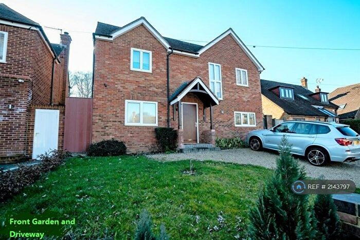 4 Bedroom Detached House To Rent In Walker Road, Maidenhead, SL6