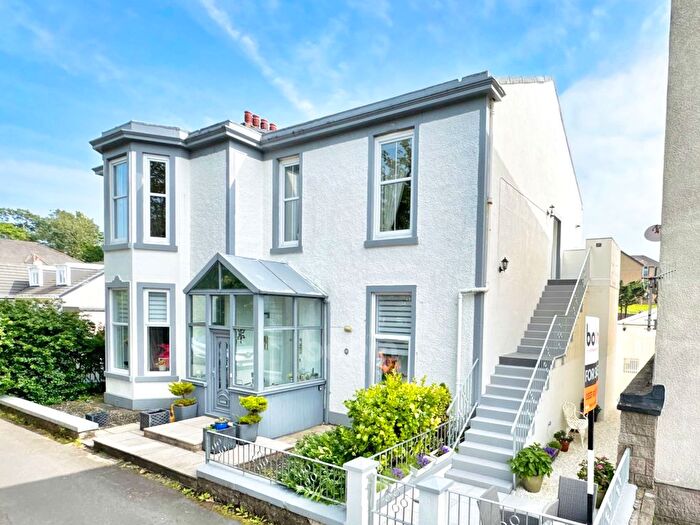 4 Bedroom Flat For Sale In Burnlea Road, Largs, KA30