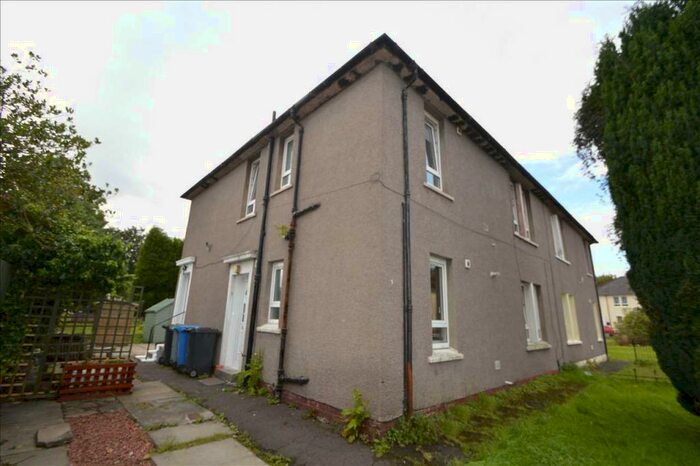 2 Bedroom Apartment To Rent In Maxwell Crescent, Blantyre, G72