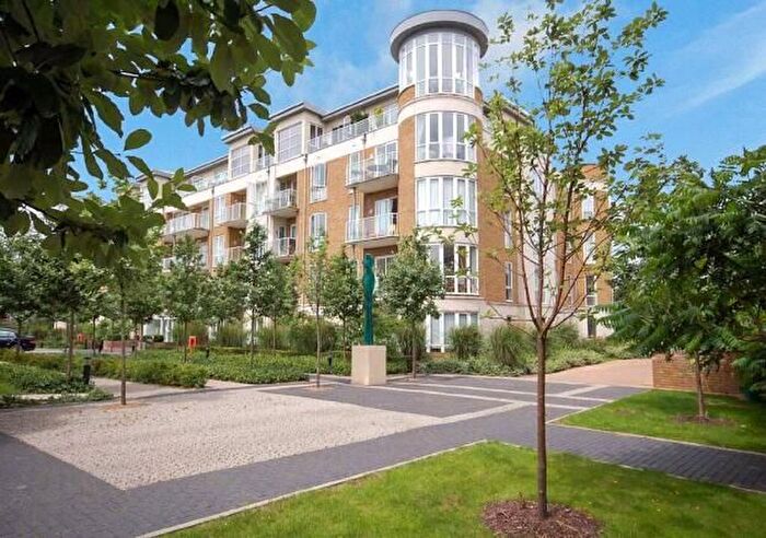 2 Bedroom Flat For Sale In Aura House, Melliss Avenue, Richmond, TW9
