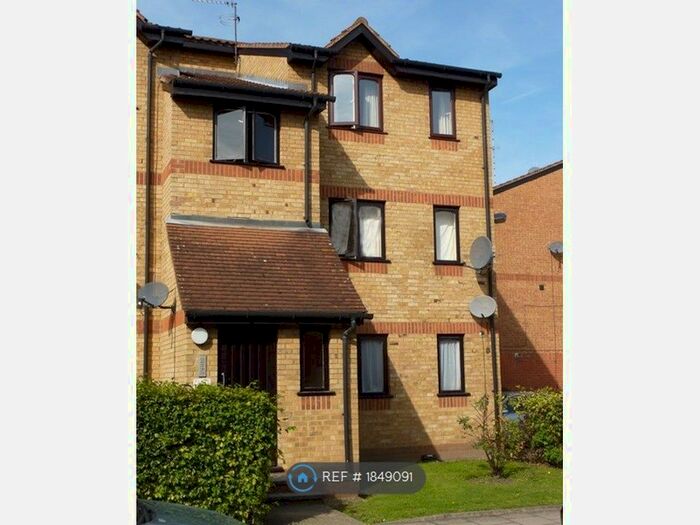 1 Bedroom Flat To Rent In Glenville Grove, London, SE8