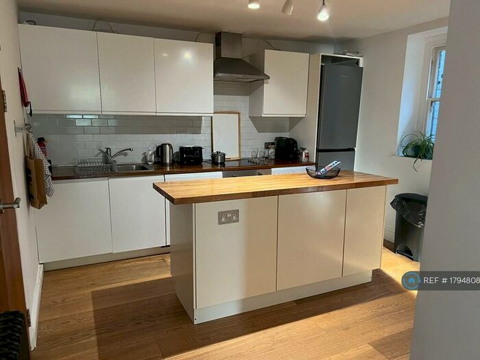 1 Bedroom Flat To Rent In Crouch Hill, London, N4