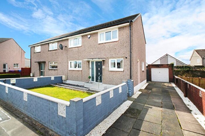 3 Bedroom Semi-Detached Villa For Sale In Wilson Avenue, Irvine, KA12