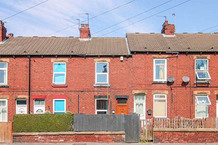 2 Bedroom Terraced House For Sale In Pontefract Road, Featherstone, Pontefract, WF7