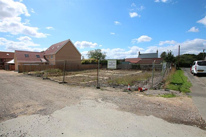 Land For Sale In Whitecroft Drive, Saxon Street, Newmarket, CB8