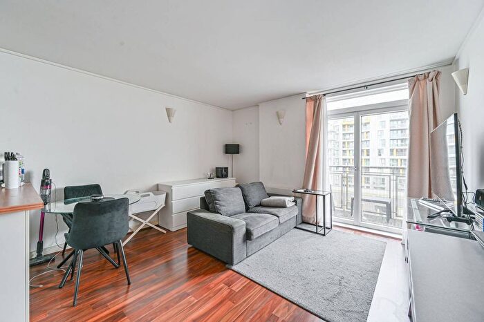 1 Bedroom Flat To Rent In John Harrison Way, Greenwich Millennium Village, London, SE10