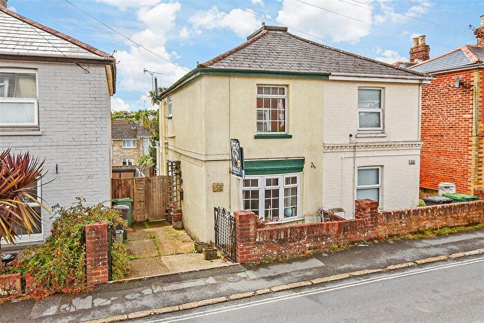 2 Bedroom Semi-detached House For Sale In Bettesworth Road, Haylands, Ryde, Isle Of Wight, PO33