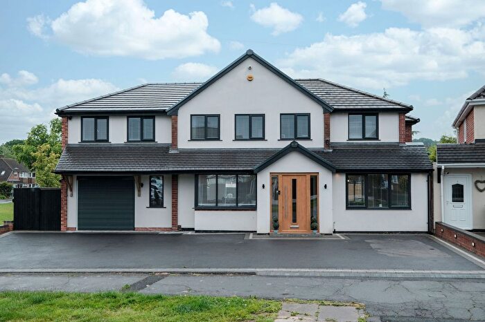 6 Bedroom Detached House For Sale In Windmill Avenue, Rubery, Birmingham, B45